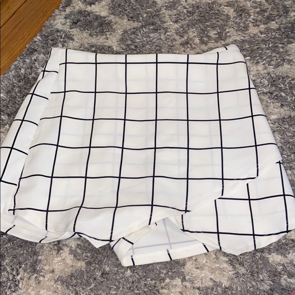 skort
